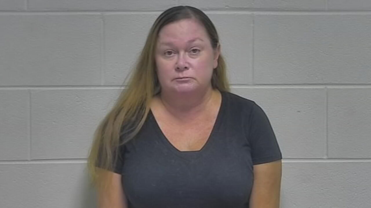 Kentucky woman convicted of mailing threats, racial slurs to neighbors sentenced by judge